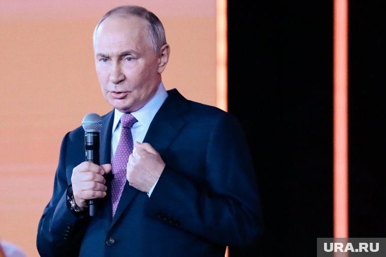 Путин и Оливер Стоун встретились в Москве 30 апреля на марафоне «Знание. Первые»