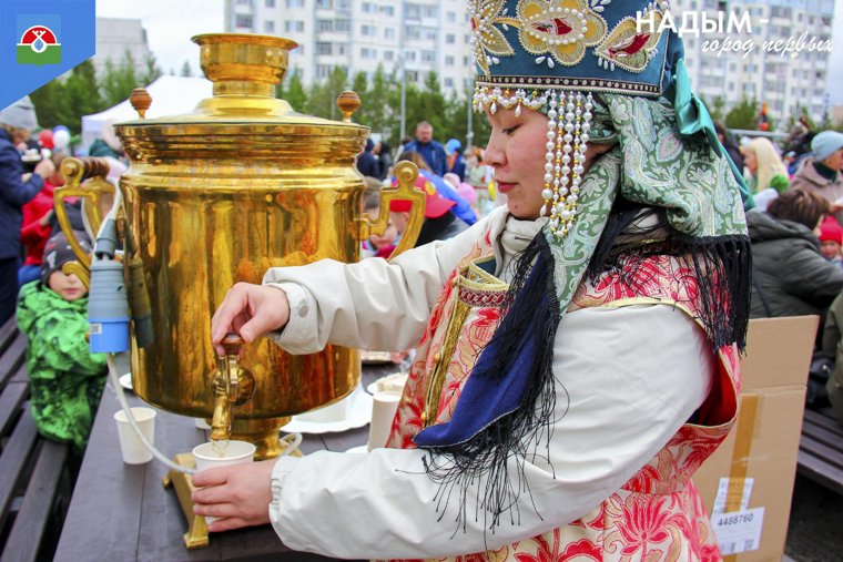 Торт нужен был для общегородского чаепития