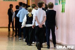 Оптимальное время для выбора профессии - младшие классы, считают 35% родителей