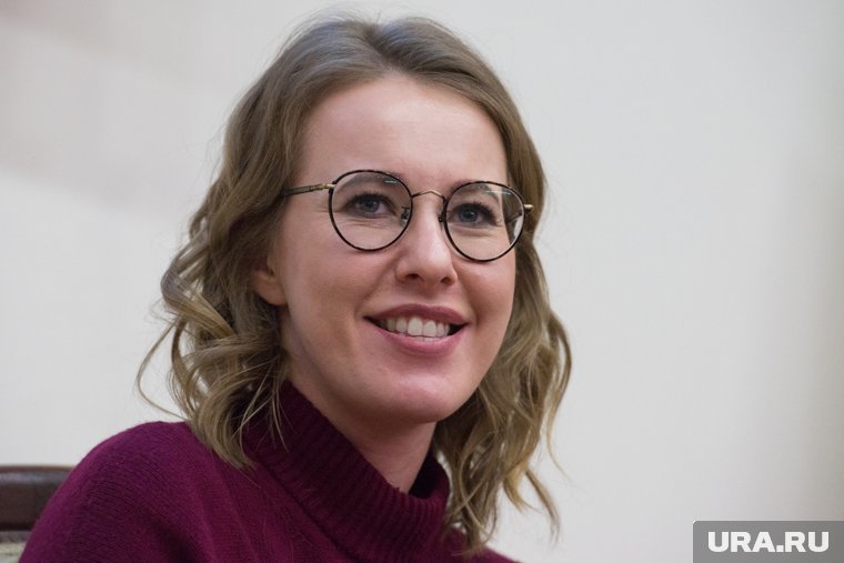 Собчак собирается взять интервью у скандального блогера