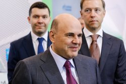 Михаил Мишустин осмотрел павильоны выставки ЦИПР в Нижнем Новгороде и выступил с докладом на пленарной сессии