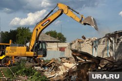 В Кургане сносят дома на набережной под комплексную застройку
