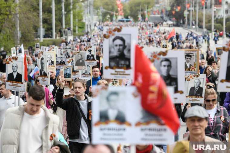 В Париже украинцы пытались сорвать акцию «Бессмертного полка» (архивное фото)