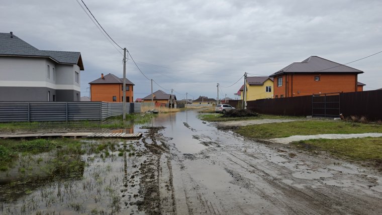 В Березняковском провели обследование подтопленных участков.