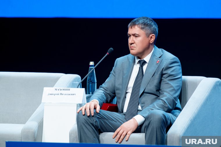 Дмитрий Махонин откровенно ответил на все вопросы и принял наказы