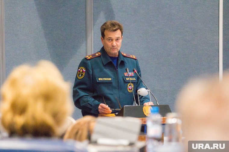 До назначения куратором новых регионов в 2022 году Тиртока отвечал за региональную безопасность. Он перешел в правительство Югры, будучи генералом МЧС.