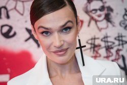 Телеведущая начала шить для себя, но решила расширить свою задумку