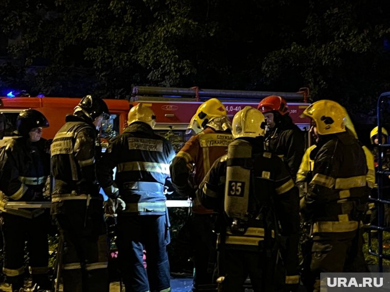В результате взрыва пострадали четыре человека, оидн погиб