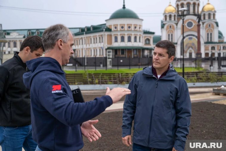 Территорию возле главного храма округа благоустроили в течение лета