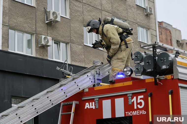 В Кургане произошел пожар на третьем этаже дома в шестом микрорайоне Заозерного