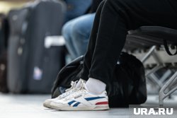 Пассажиры не могут улететь из-за сильного тумана