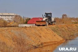 Дамбу скоро укрепят