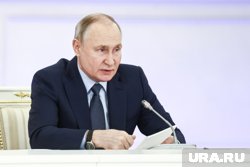 Президент России Владимир Путин указал правительству на приоритетность социальной политики