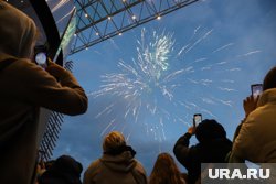 Салют запустят в 22:00