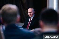 Владимир Путин присвоил звание героя труда Александру Зацепину