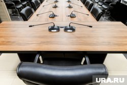 Компенсацию за ранние совещания отсудил нефтяник из ХМАО у работодателя