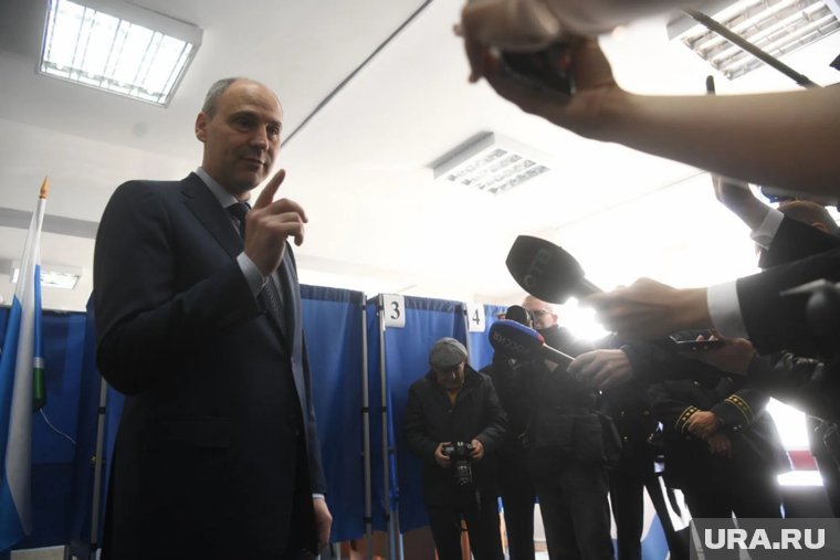 Денис Паслер проголосовал в вузе