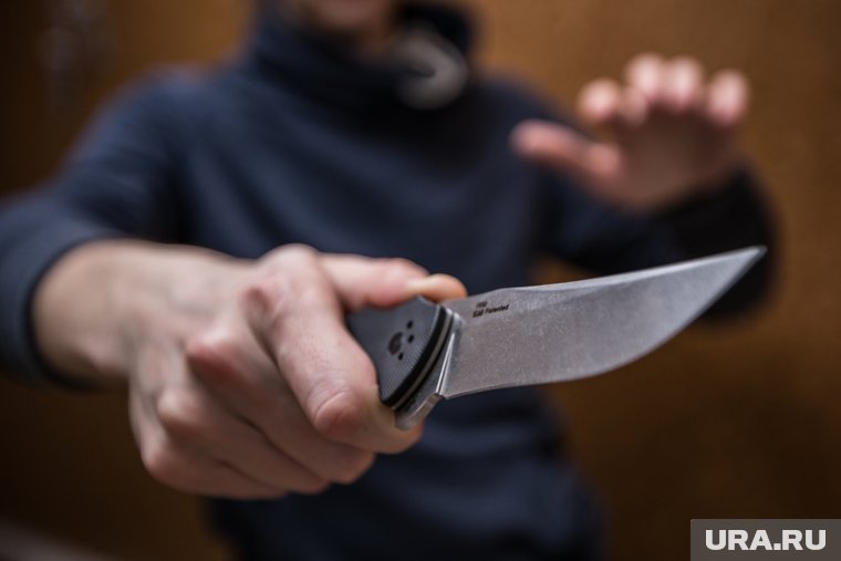 Напавшие на украинца с ножом скрылись с места происшествия