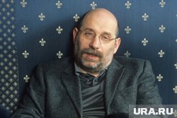 Против Бориса Акунина* возбудили уголовное дело, защита обжаловала его