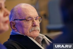 Извинения большей части уехавших артистов вызваны бытовыми неудобствами, считает Михалков