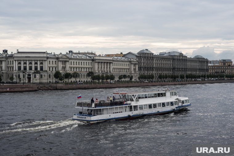 Причиной стало резкое ухудшение погодных условий