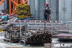 В Кургане стройка будит жителей по утрам