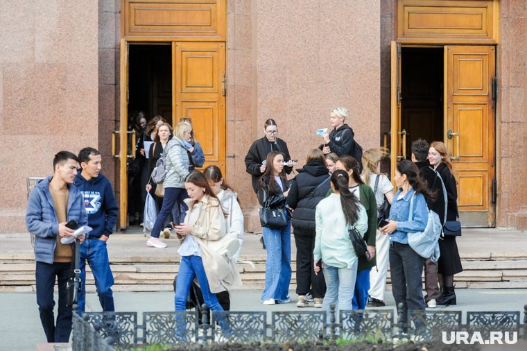 Арбитражный суд Москвы экстренно эвакуировали из-за задымления