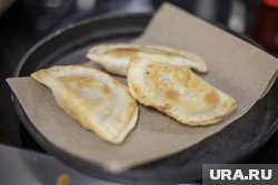 Посикунчики — жареные пирожки с сочной начинкой