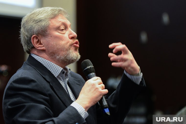 Явлинский рассказал, как США сорвали реформы в 90-х, чтобы Советский Союз не стал превосходящей державой