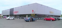 Новый ТЦ открыли в микрорайоне Тополя