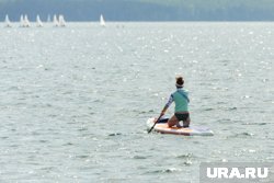 Водоемы безопасны, но после купания стоит смыть пыльцу