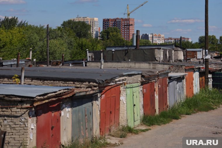 В десяти гаражных кооперативах Копейска немногие владельцы оформили гаражи в собственность 