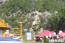 Канатная дорога поможет туристам добраться до вершины горы