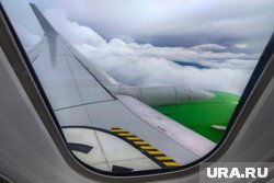 Из-за плохой погоды самолеты поздно прибывают в аэропорт