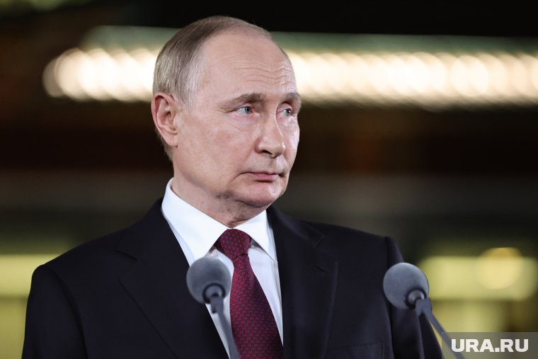 Это первый визит Владимира Путина в Китай после переизбрания