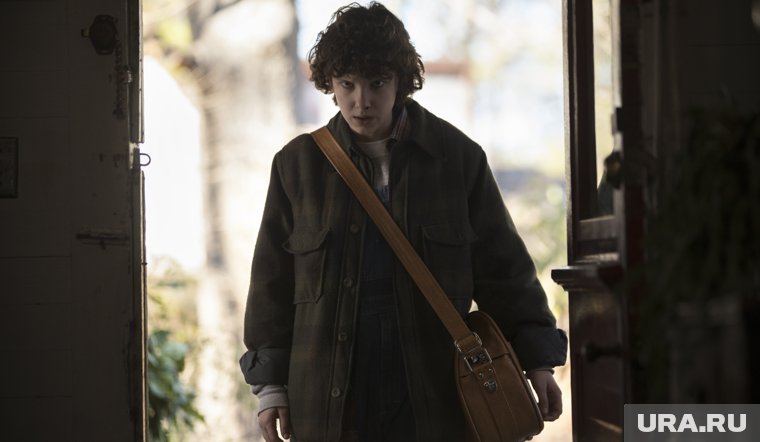 В сериале «Очень странные дела» Милли Бобби Браун играет Одиннадцать — девочку со сверхъестественными способностямИ