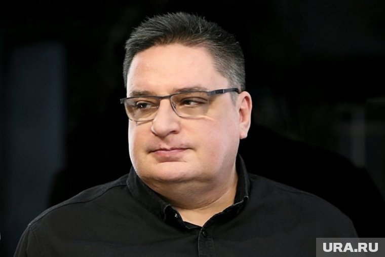 Павла Макарова обвиняют по п. «в» ч. 5 ст. 290 УК РФ (получение взятки в крупном размере)