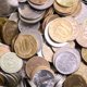 Сотрудникам Центра занятости Тюменской области принудительно урезали зарплаты
