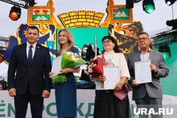 Трое представителей трудовых династий получили благодарственные письма в День города Кургана