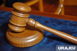 Мужчина запретили пользоваться средствами связи и Интернетом