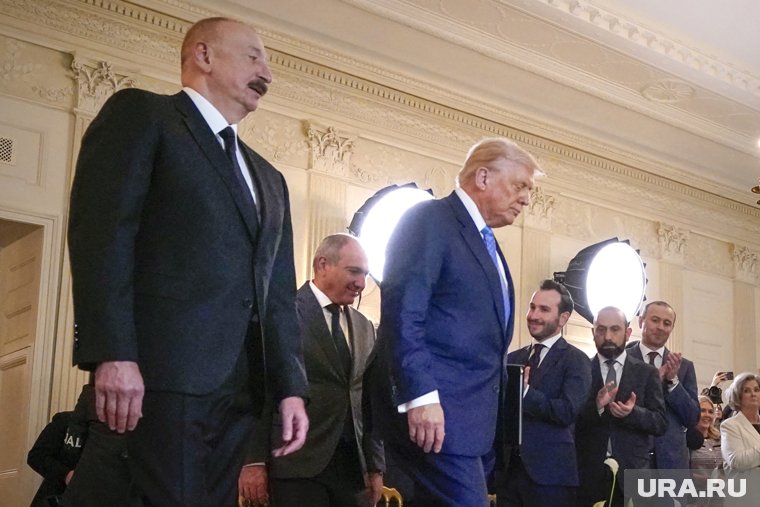 Мирное соглашение было парафировано в ходе встречи лидеров США, Армении и Азербайджана 8 августа