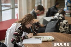 Для абитуриентов с образованием введен отдельный конкурс