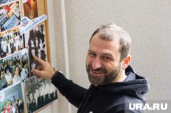 Рыбаков регулярно навещает родную школу