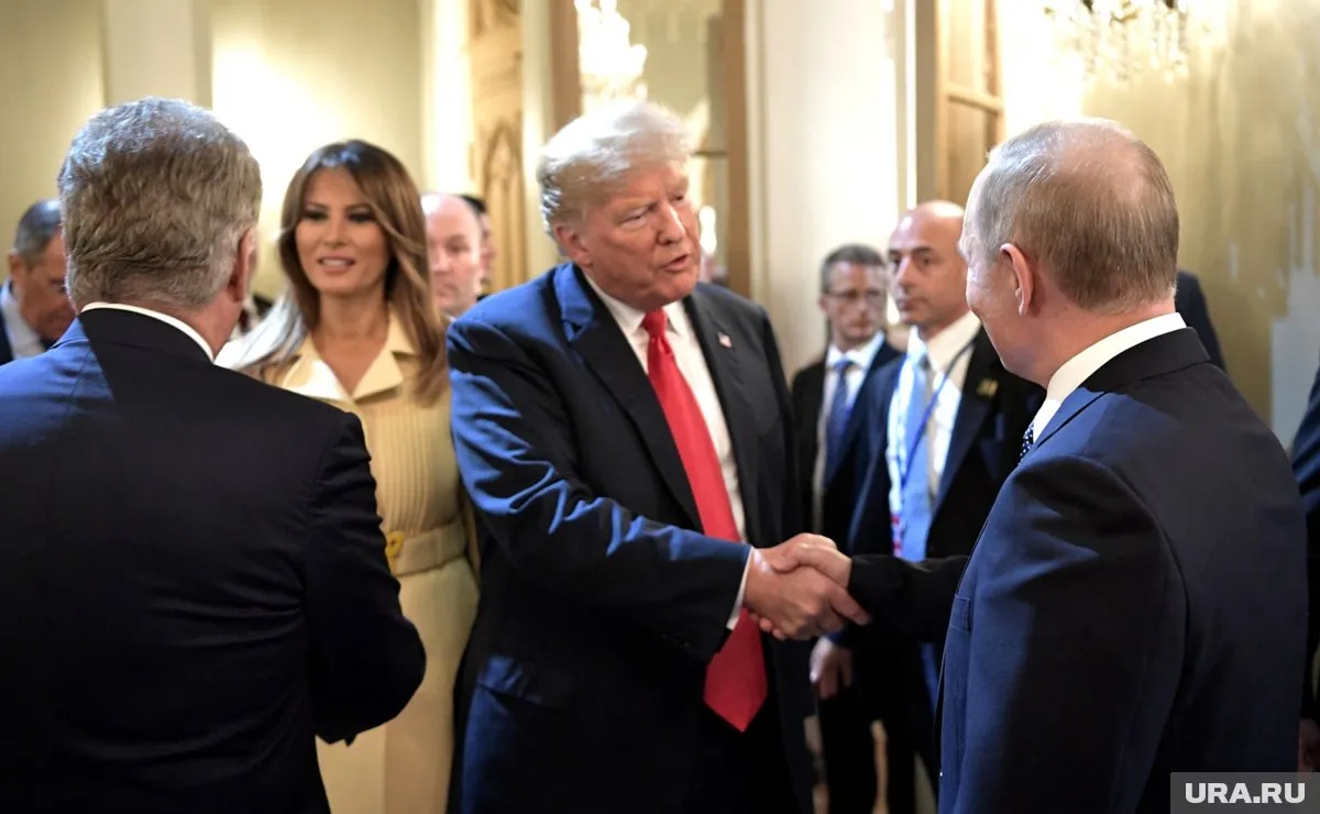 Политолог считает, что Путин спас жизнь Трампу
