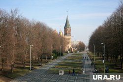 Донахью подчеркнул, что Калининградская область окружена странами-членами НАТО