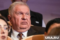 Чрезмерная индексация тарифов ускоряет инфляцию и мешает ЦБ быстрее снижать ставку, считает Сечин 