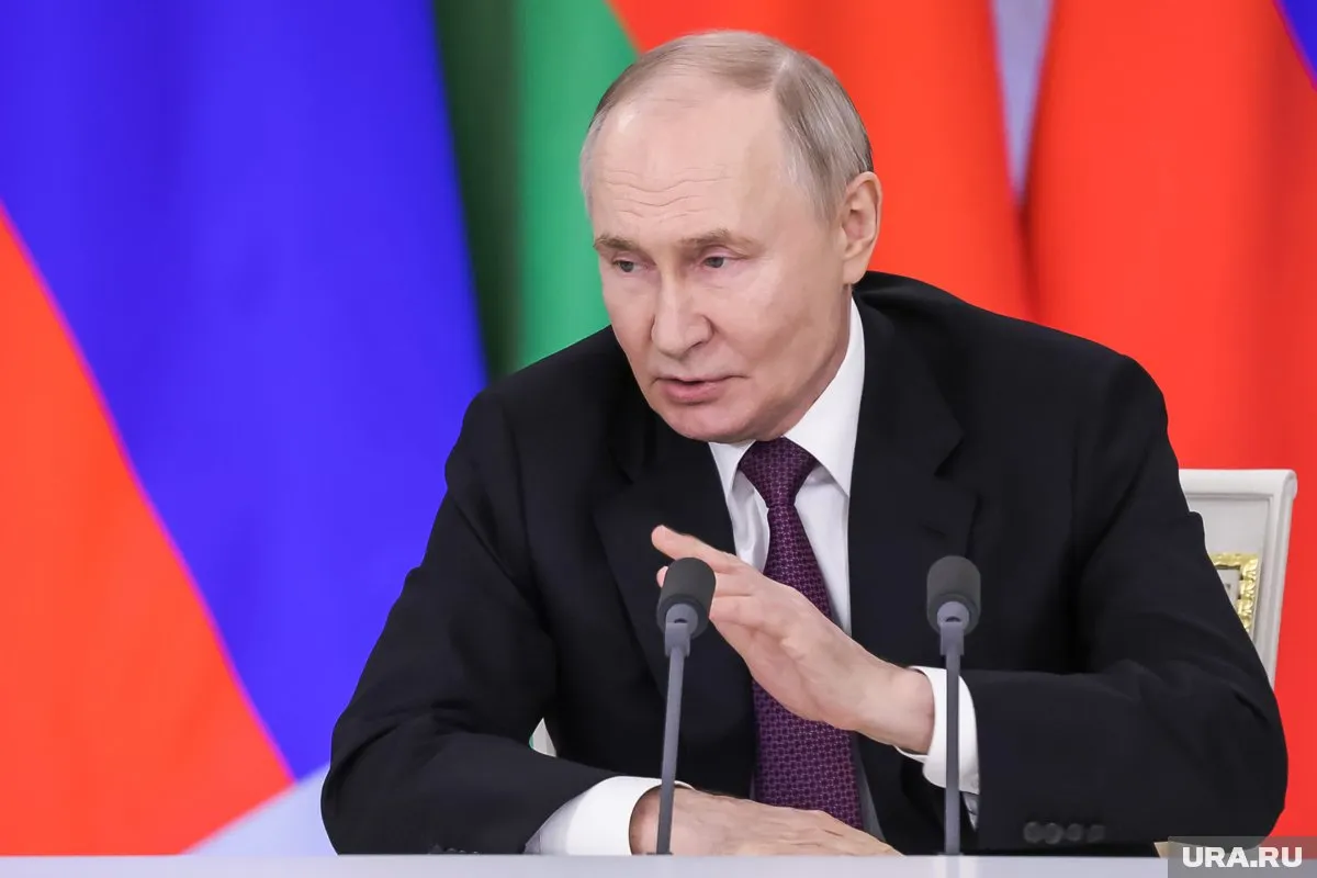 Российские войска провели ряд стремительных, достаточно дерзких, эффективных операций, рассказал Владимир Путин