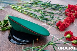Военную форму вручили семье погибшего участника СВО в День ВДВ