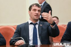 Сенатор Исаков заявил, что готов уступить кресло в Совфеде экс-губернатору ХМАО Комаровой. Видео