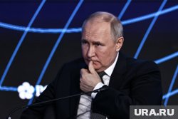 Президент РФ Владимир Путин планирует вернуть лидеров Азербайджана и Армении за стол переговоров